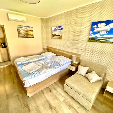 Unio Vendeghaz 4 Guest house